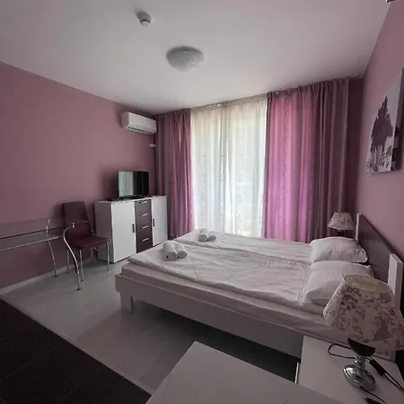 Apartment Admiral Plaza Color